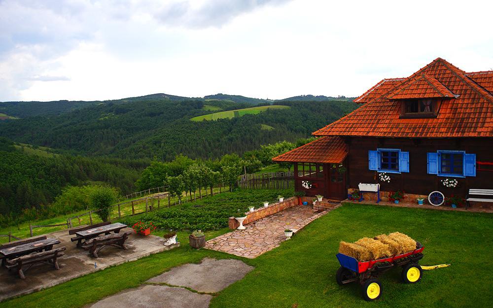 Etno Selo Rajski Konaci Leusici Exterior photo